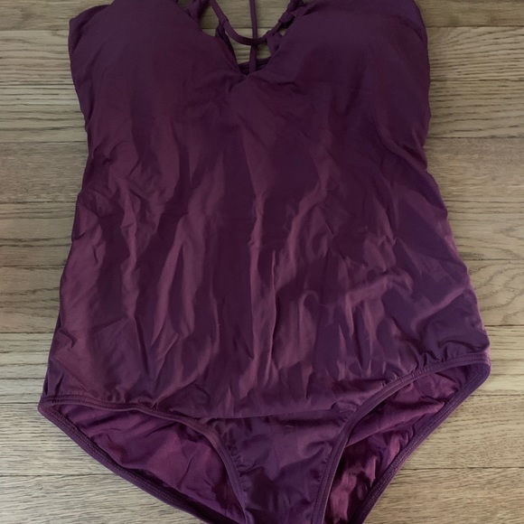 BLUMOSS luxury swim never worm but no tag - Picture 5 of 6